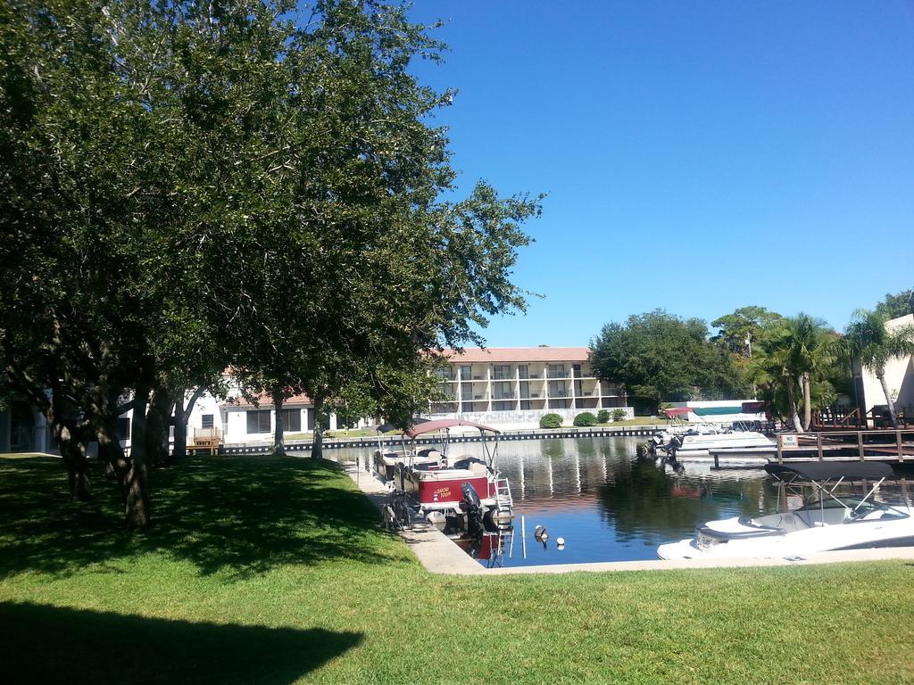 Vista Inn Lake Tarpon Palm Harbor Exterior foto