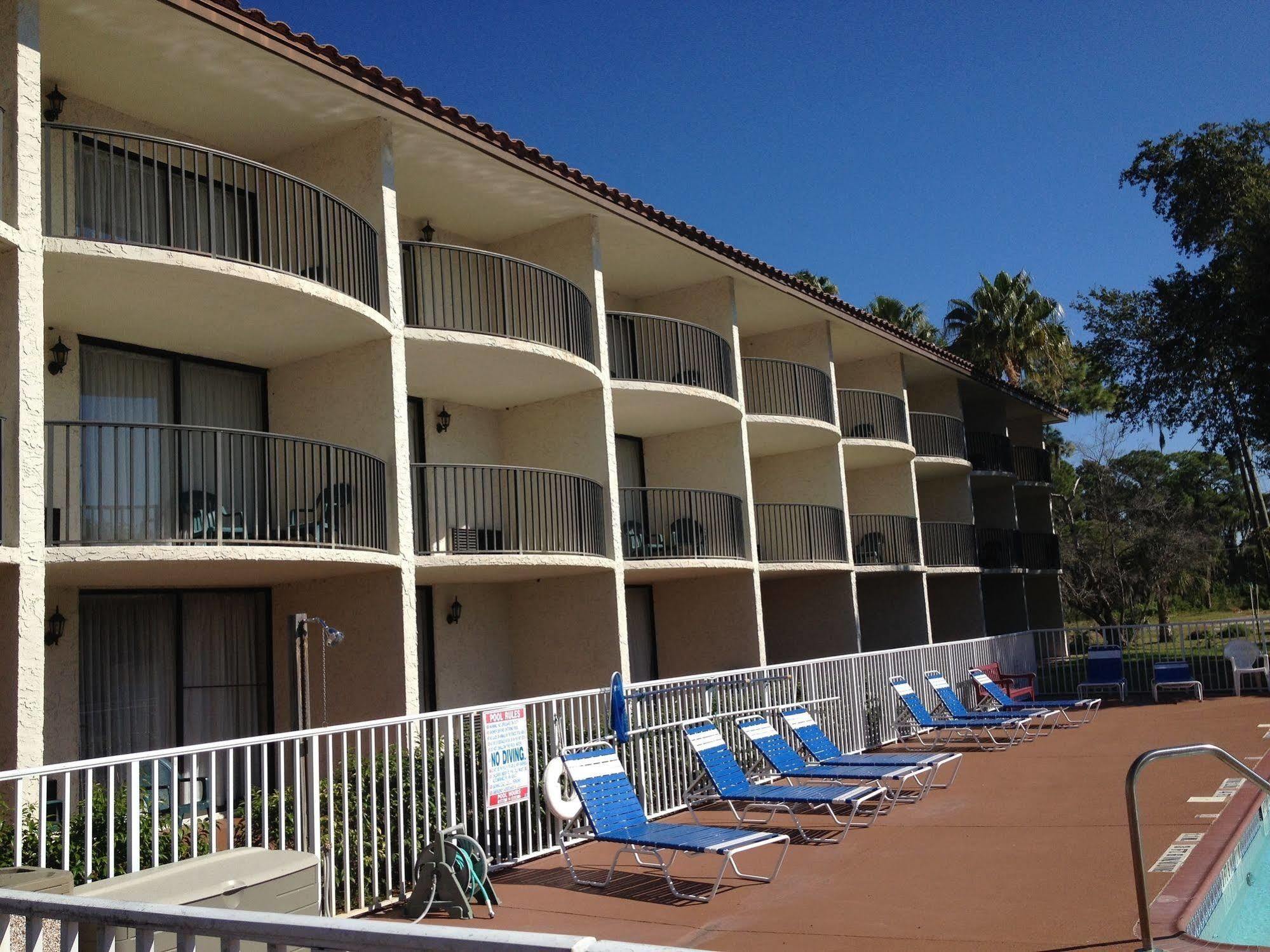 Vista Inn Lake Tarpon Palm Harbor Exterior foto